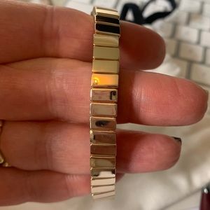 Lisa Gozlan gold stretch bracelet